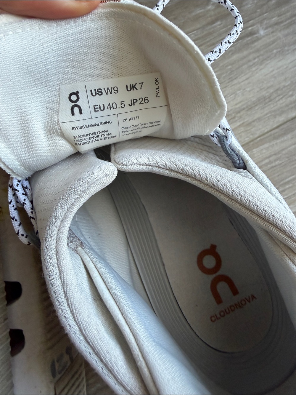 On Cloudnova Sneakers On Running White / Pearl size 9 - Picture 8 of 10